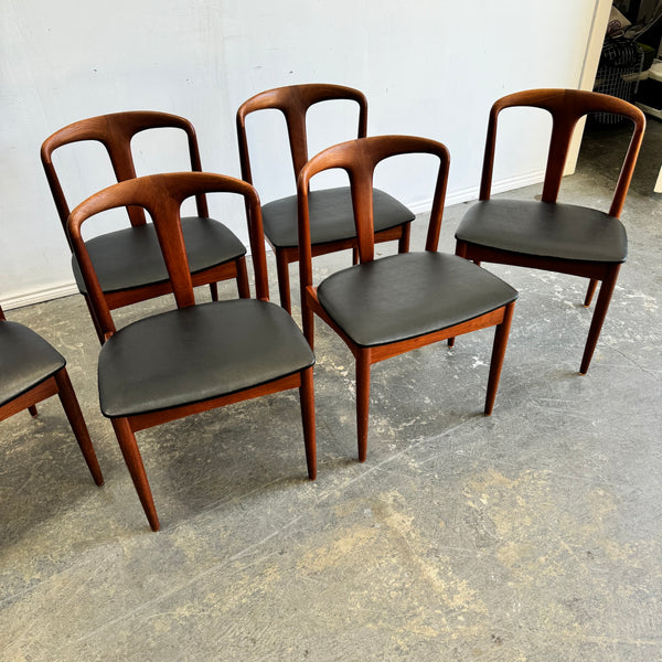 Danish Modern Johannes Andersen for Uldum Teak Set of 6Juliane Chairs