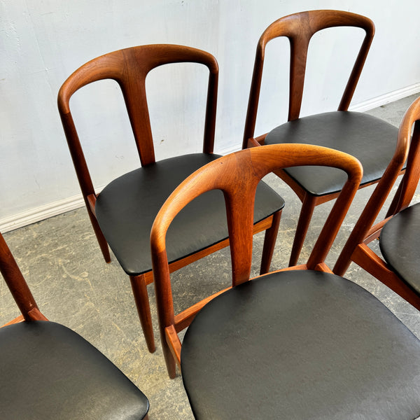 Danish Modern Johannes Andersen for Uldum Teak Set of 6Juliane Chairs