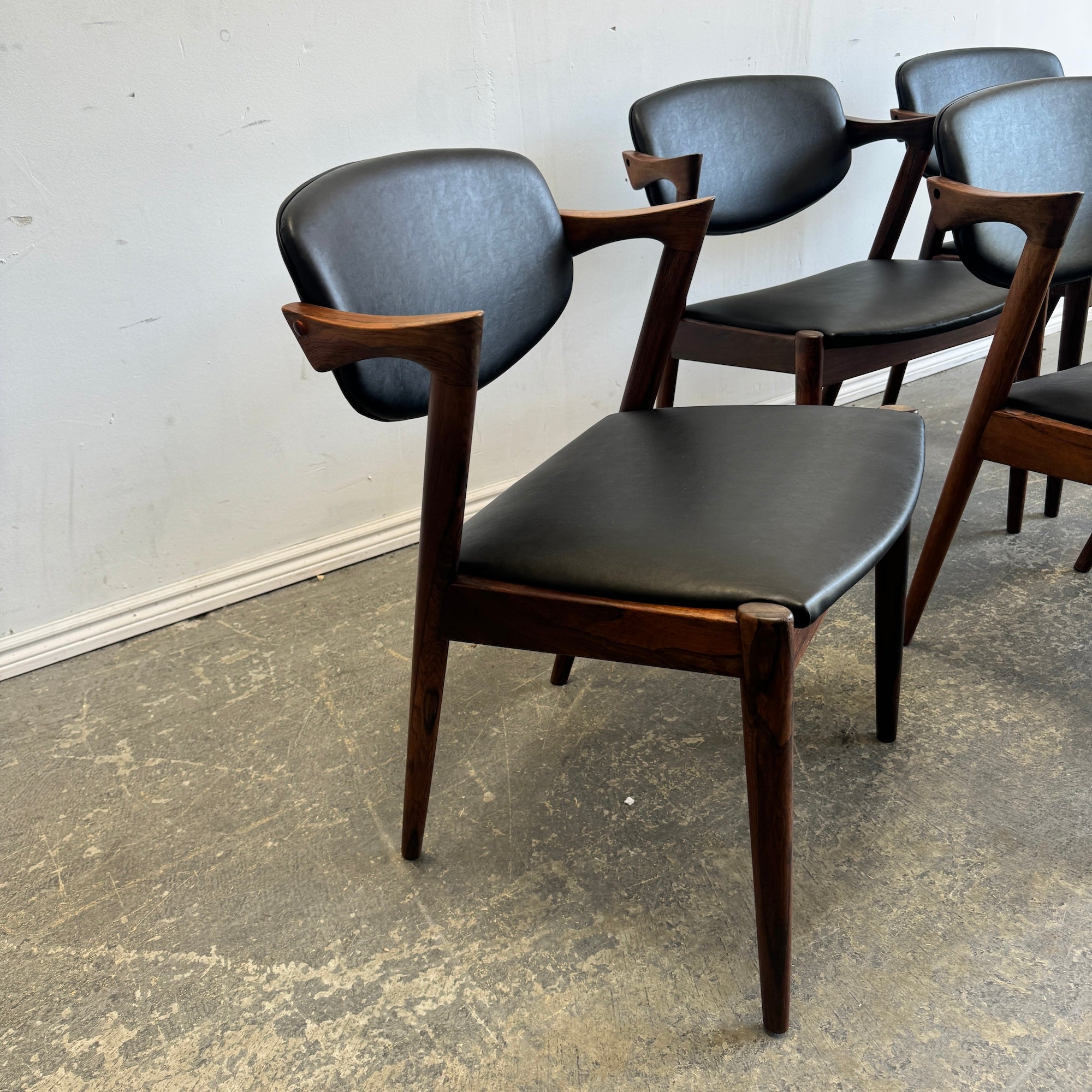 Danish Modern Kai Kristiansen set of 6 Rosewood Model 42 Dining Chairs