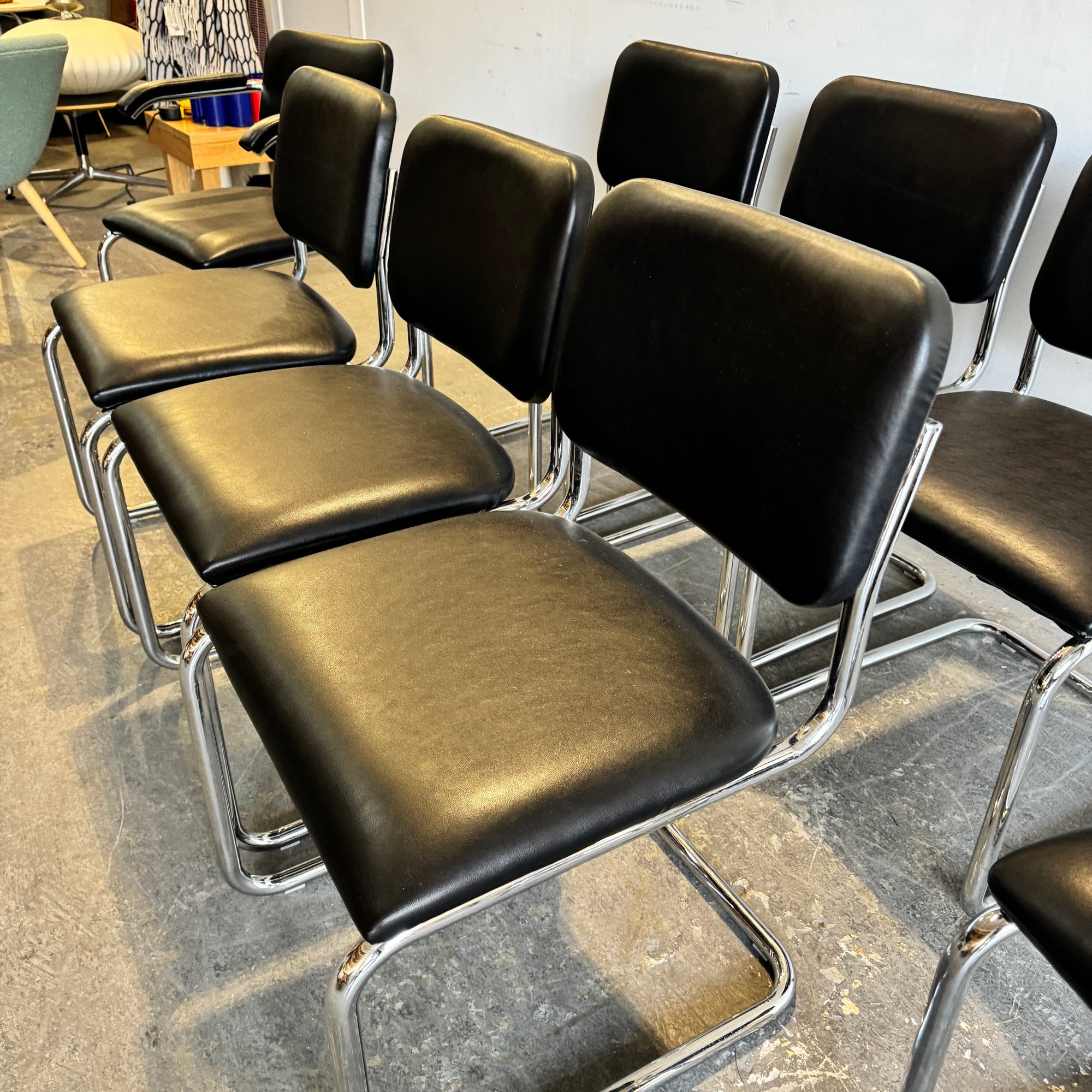 Authentic! Knoll Marcel Breuer Set of 8 Leather Cesca Chairs