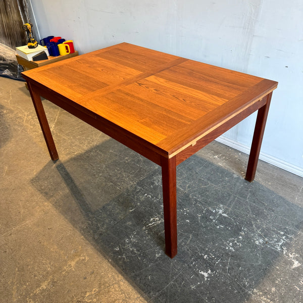 Danish Modern Expandable dining table