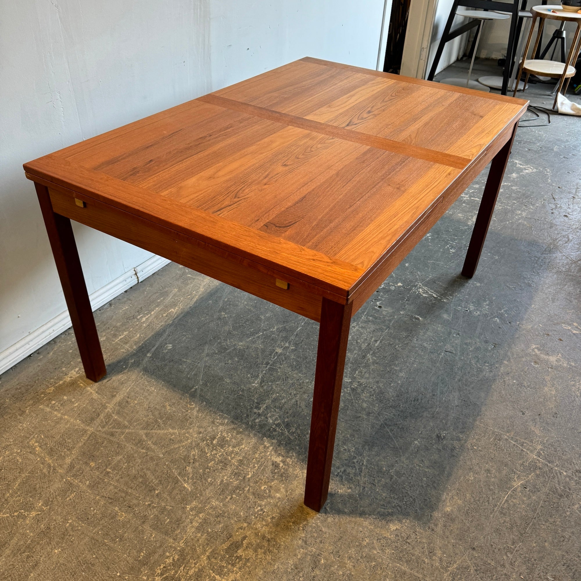 Danish Modern Expandable dining table