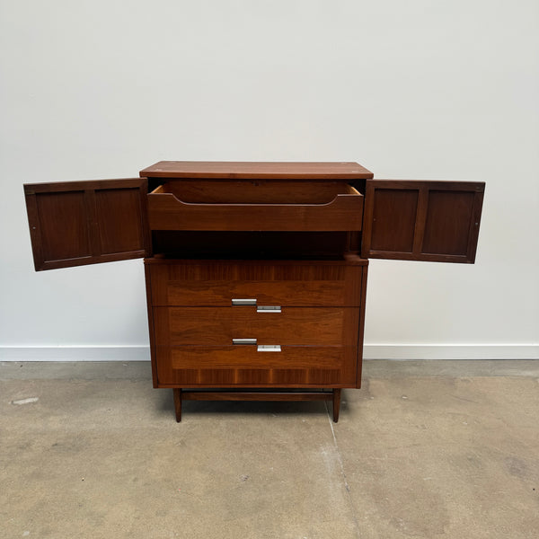 1970s Vintage Mid Century Modern Dresser by American Martinsville