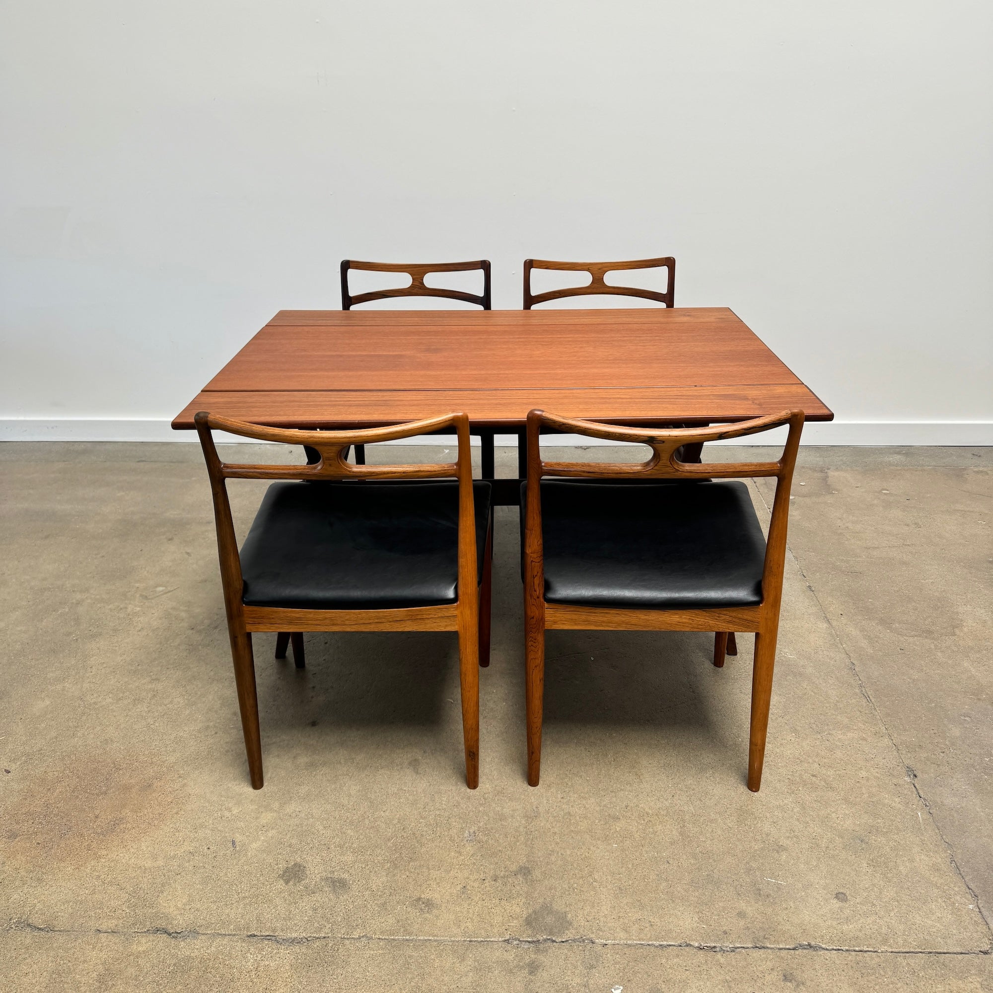 Danish Modern Teak Copenhagen Coffee Table convertible to Dining Table