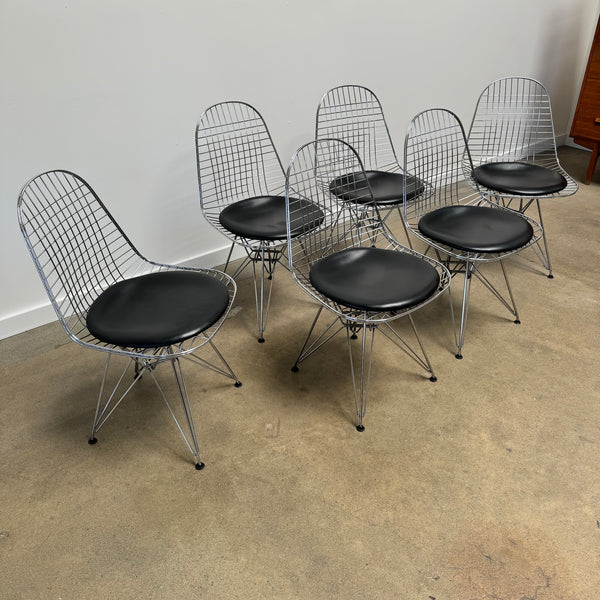 Authentic! Herman Miller Eames set of 6 Wire Dining Chairs