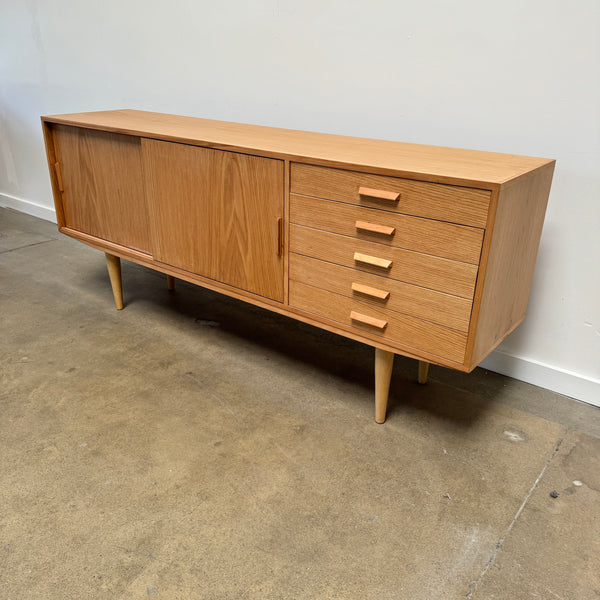 Danish Modern Oakwood Sideboard with 5 drawers and sliding doors