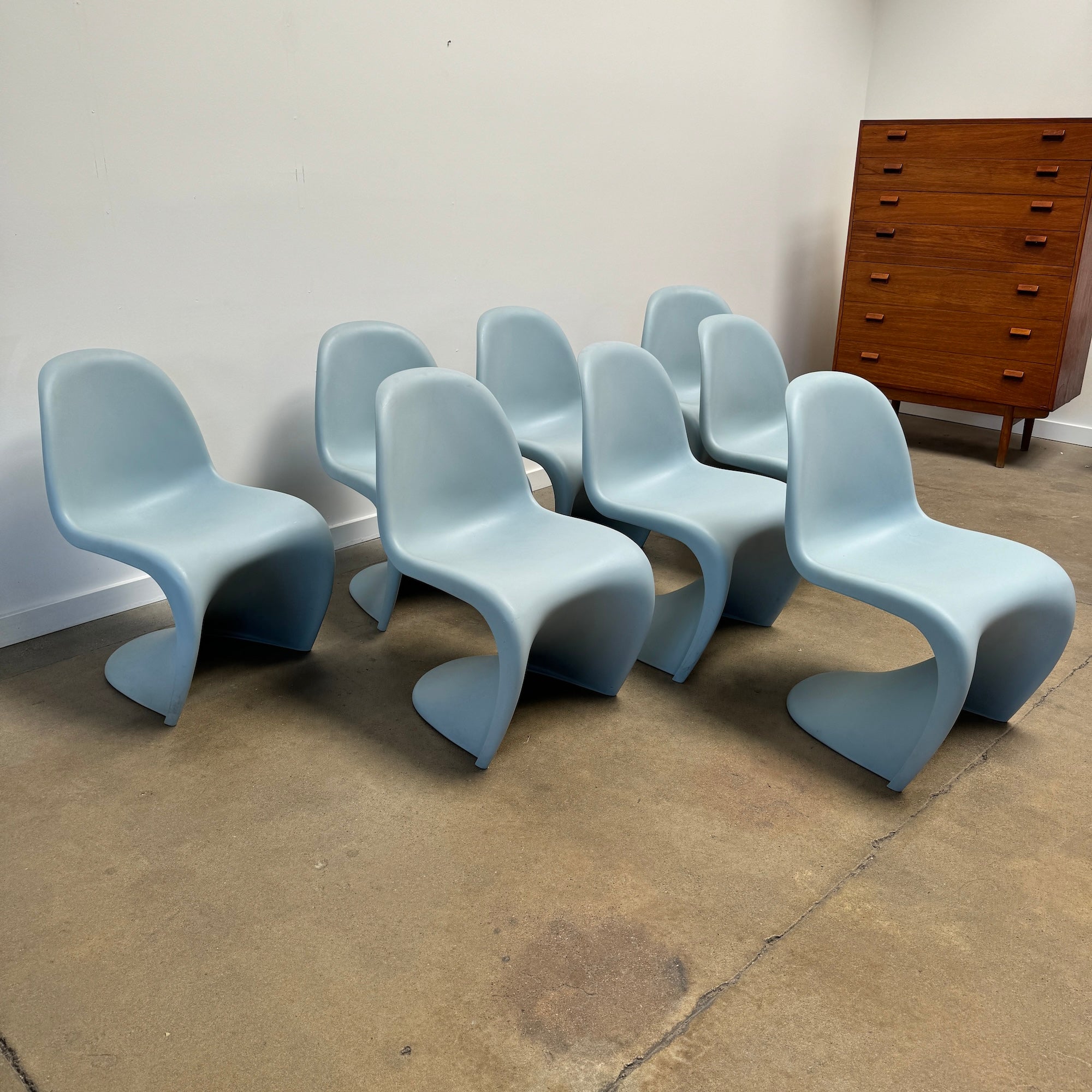 Authentic! Vitra Verner Panton Set of 8 stacking chairs