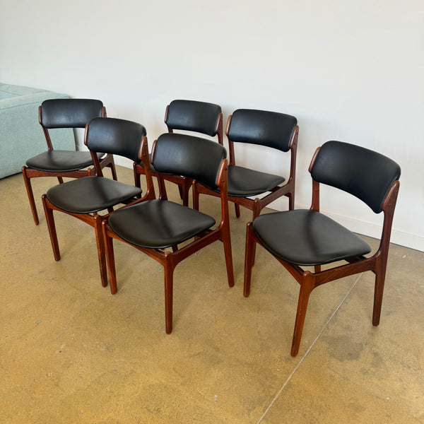 Danish Modern Set of 6 Eric Buch Model 49 Rosewood Dining chairs