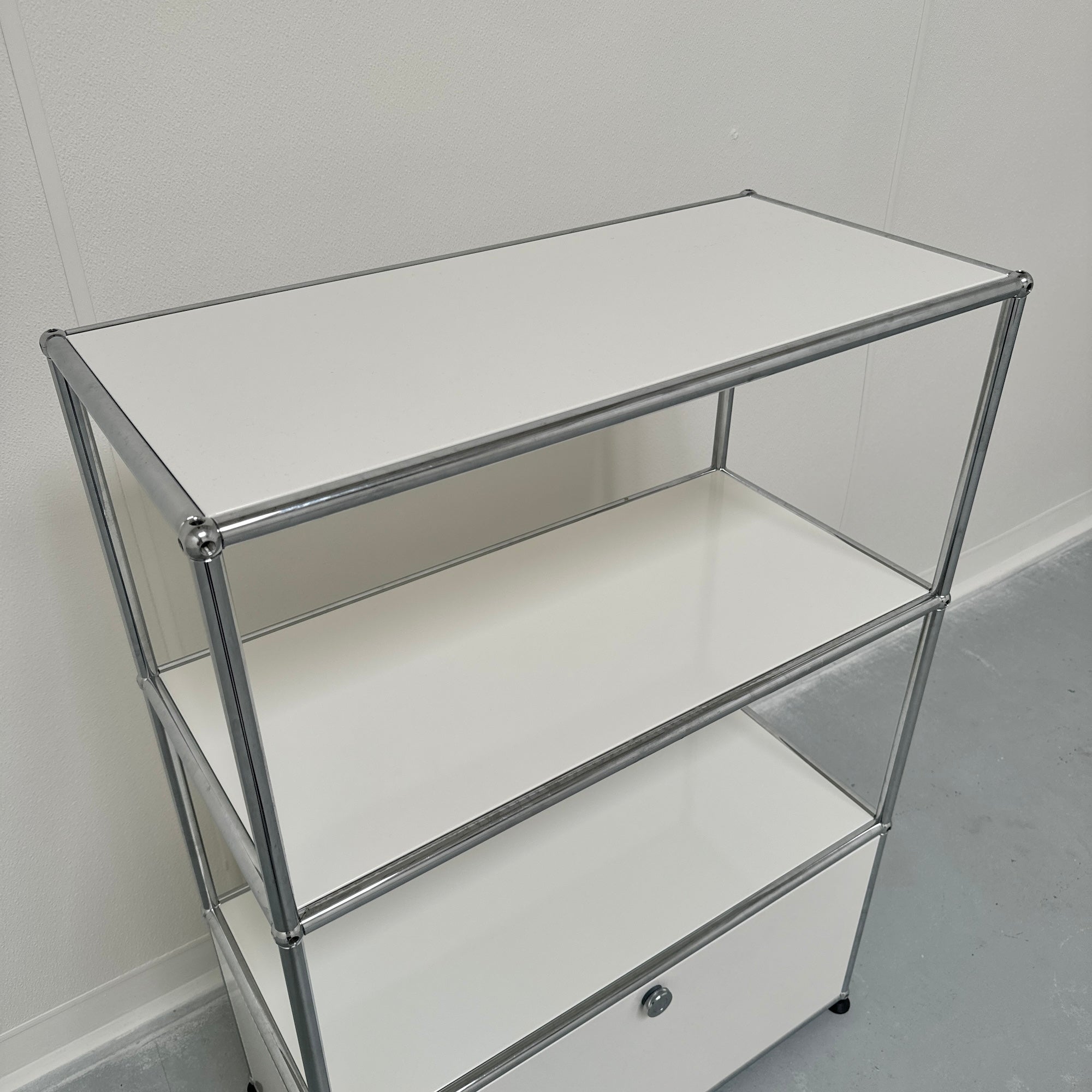 USM Haller 1X3 Storage (Pure White)