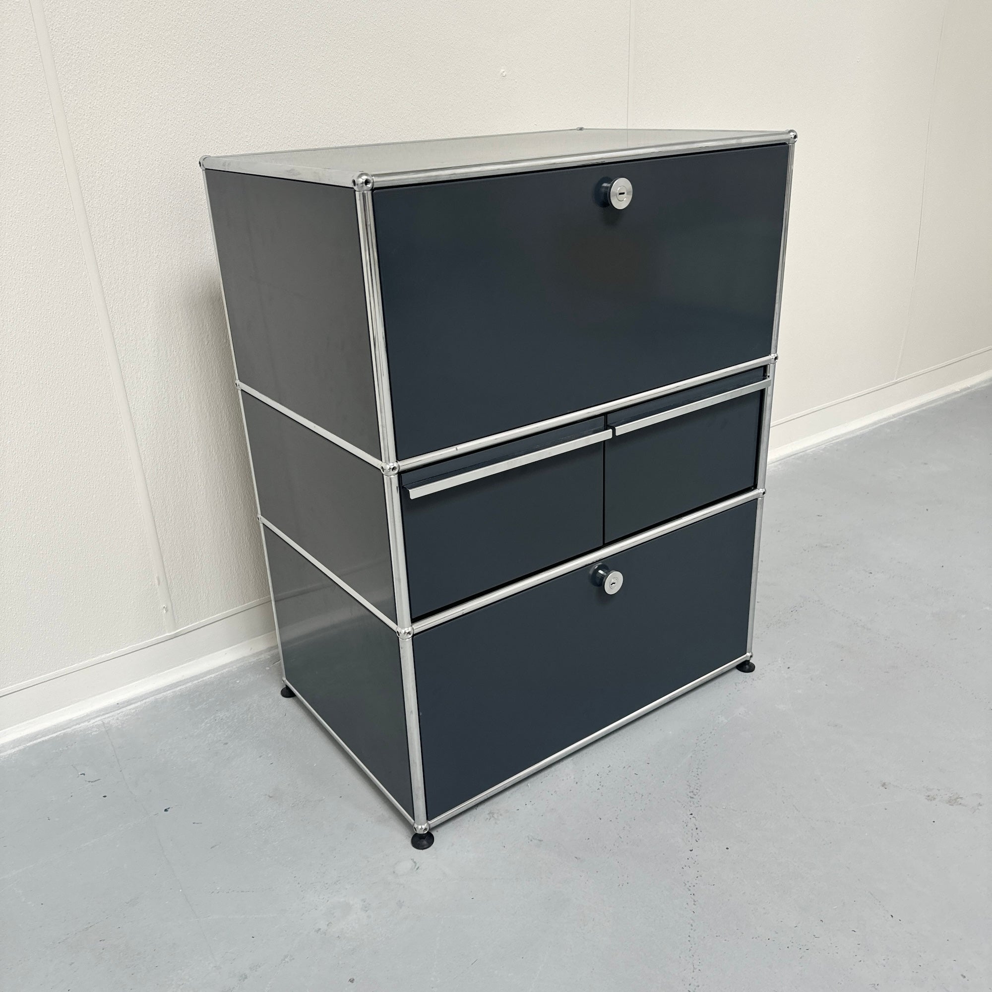 USM Haller Tall Dresser - 20 Deep (Anthracite Grey)