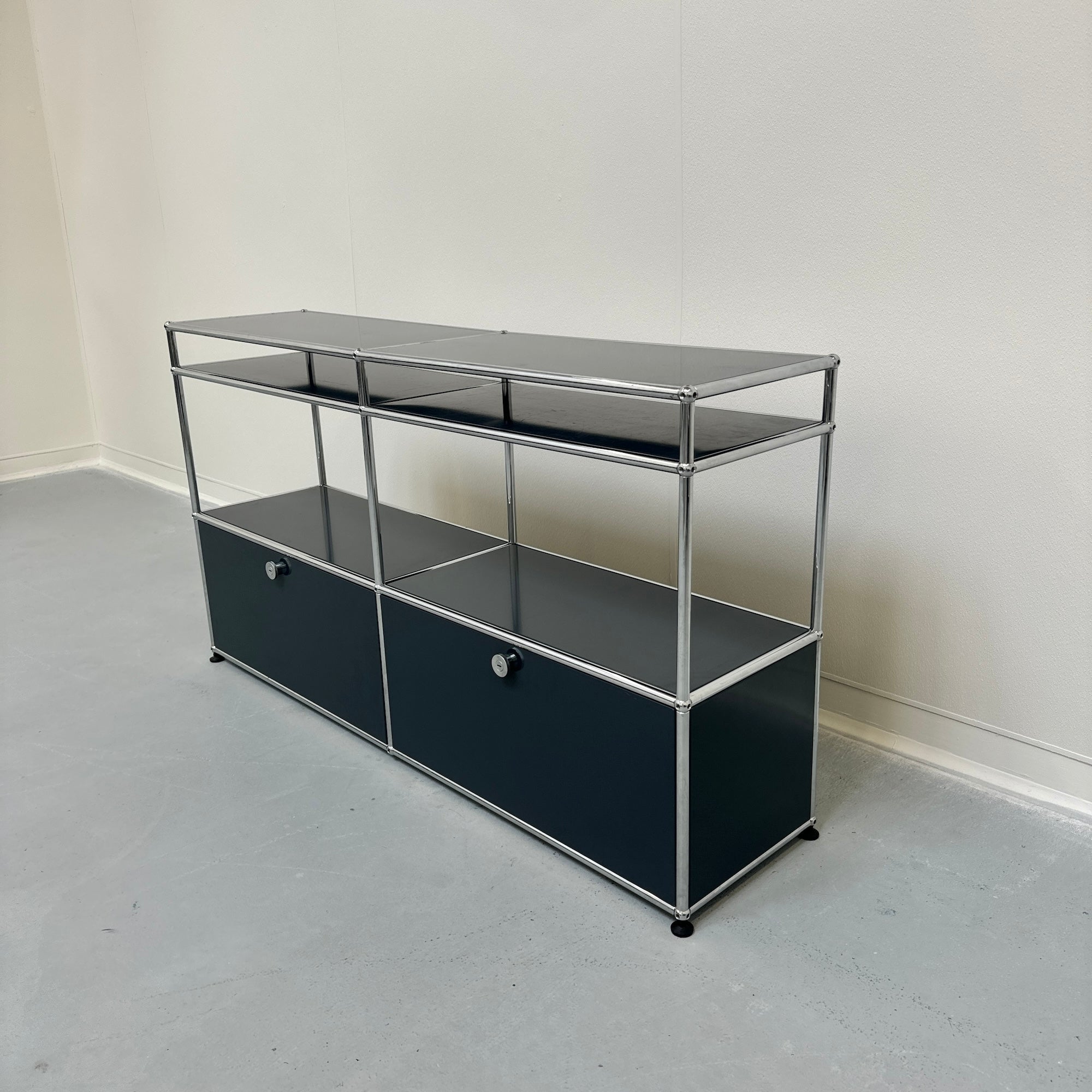 USM Haller Media Console (Anthracite Grey)