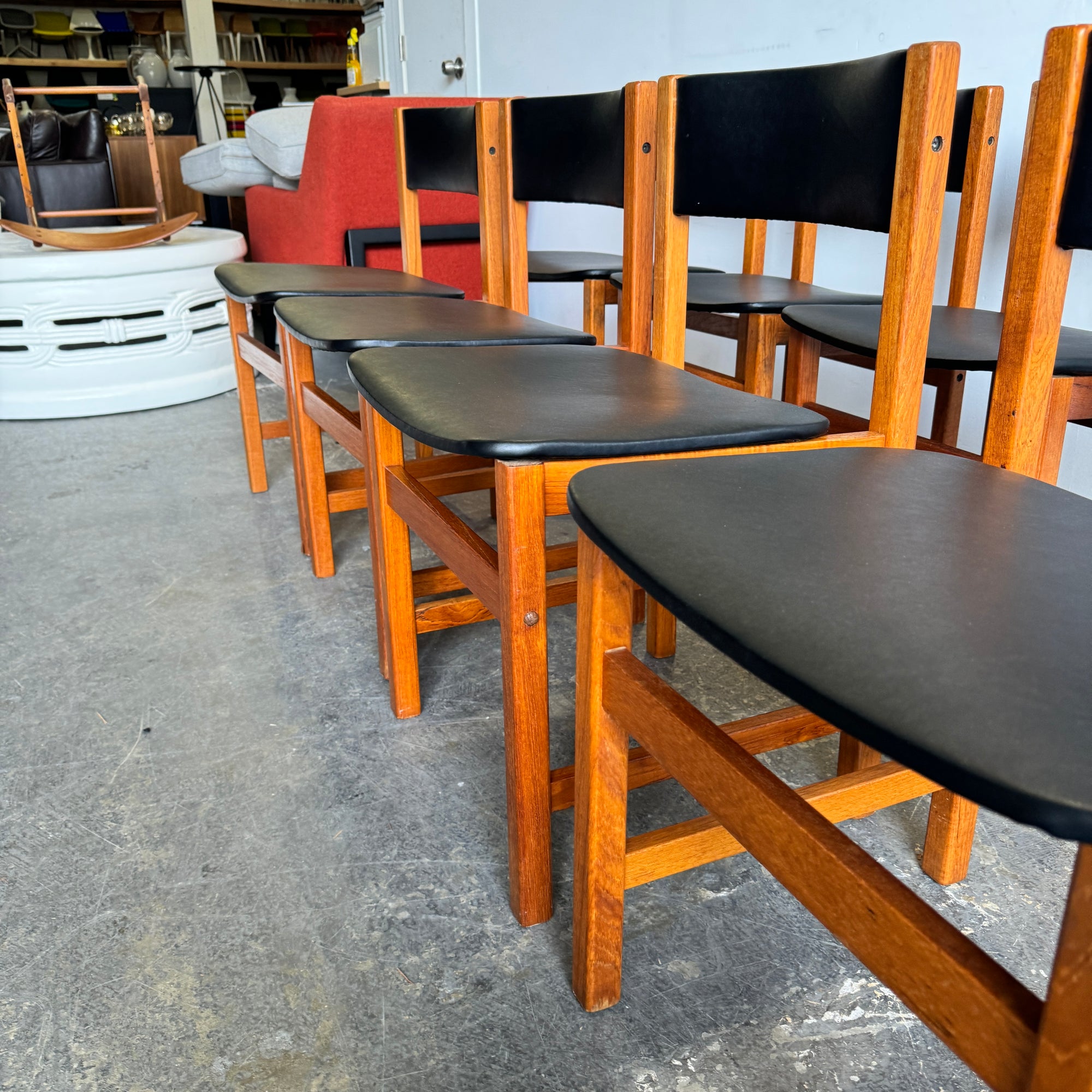 Danish Set of 8 Benny Linden teak dining chairs