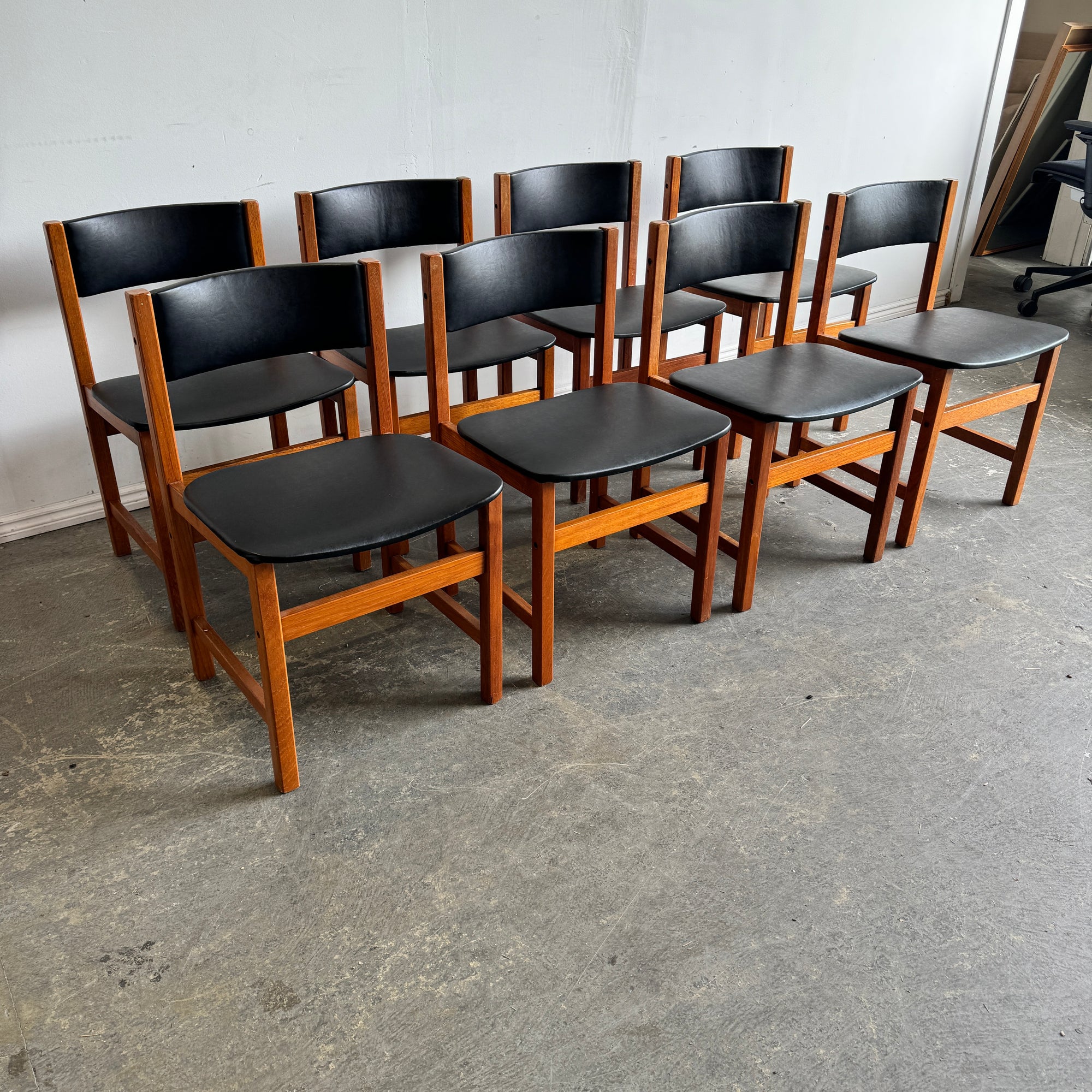 Danish Set of 8 Benny Linden teak dining chairs