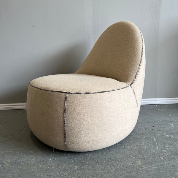 Bernhardt Design mitt lounge chair