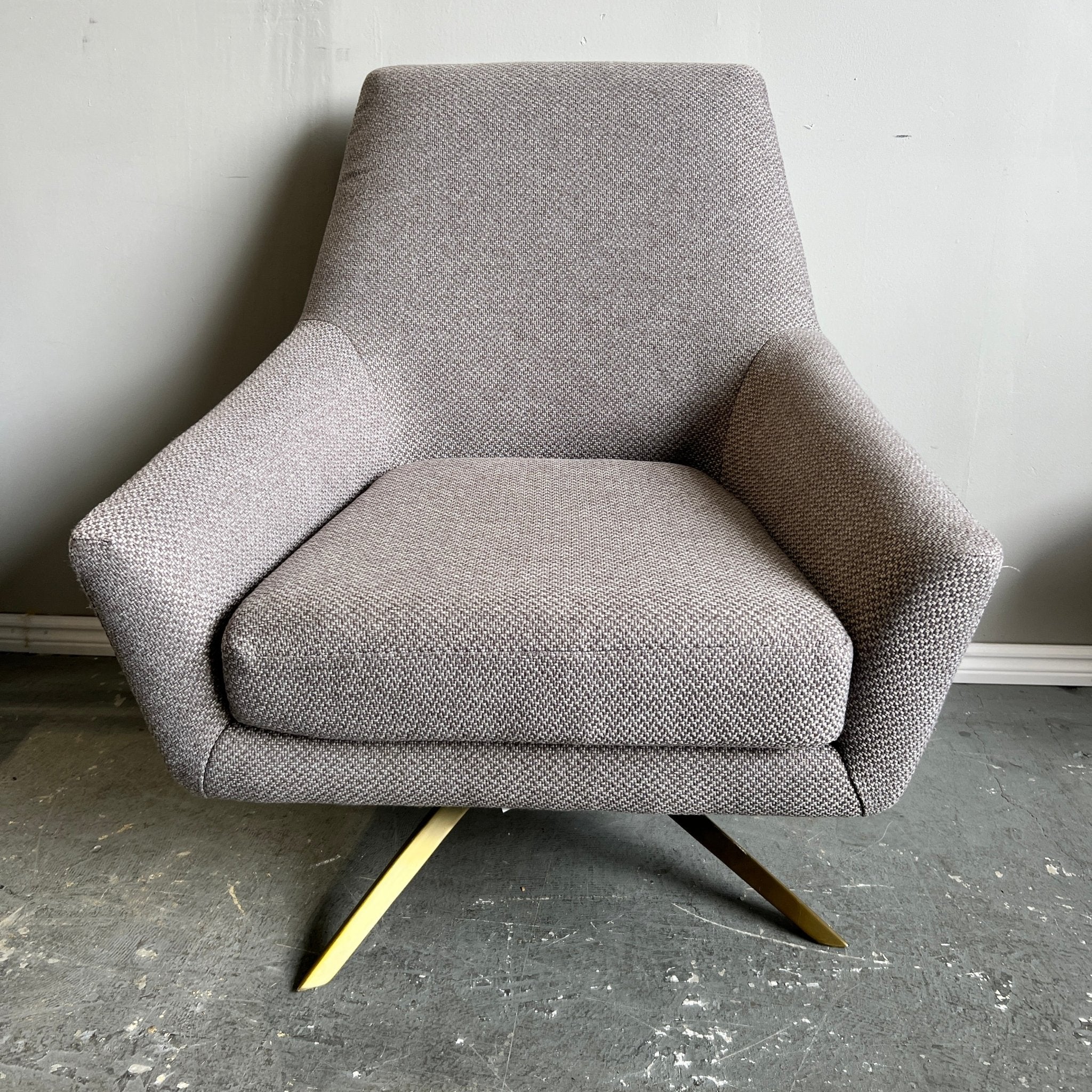 Mid mod online swivel chair