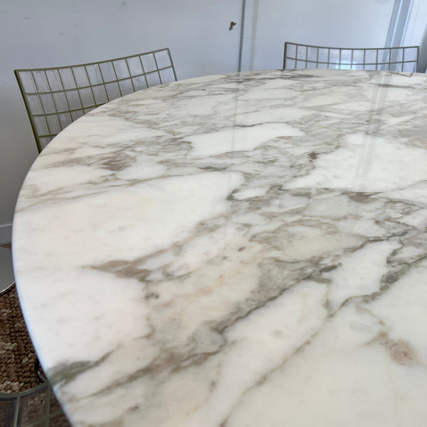 Authentic Knoll Saarinen 'Calacatta marble 60 Table - enliven mart