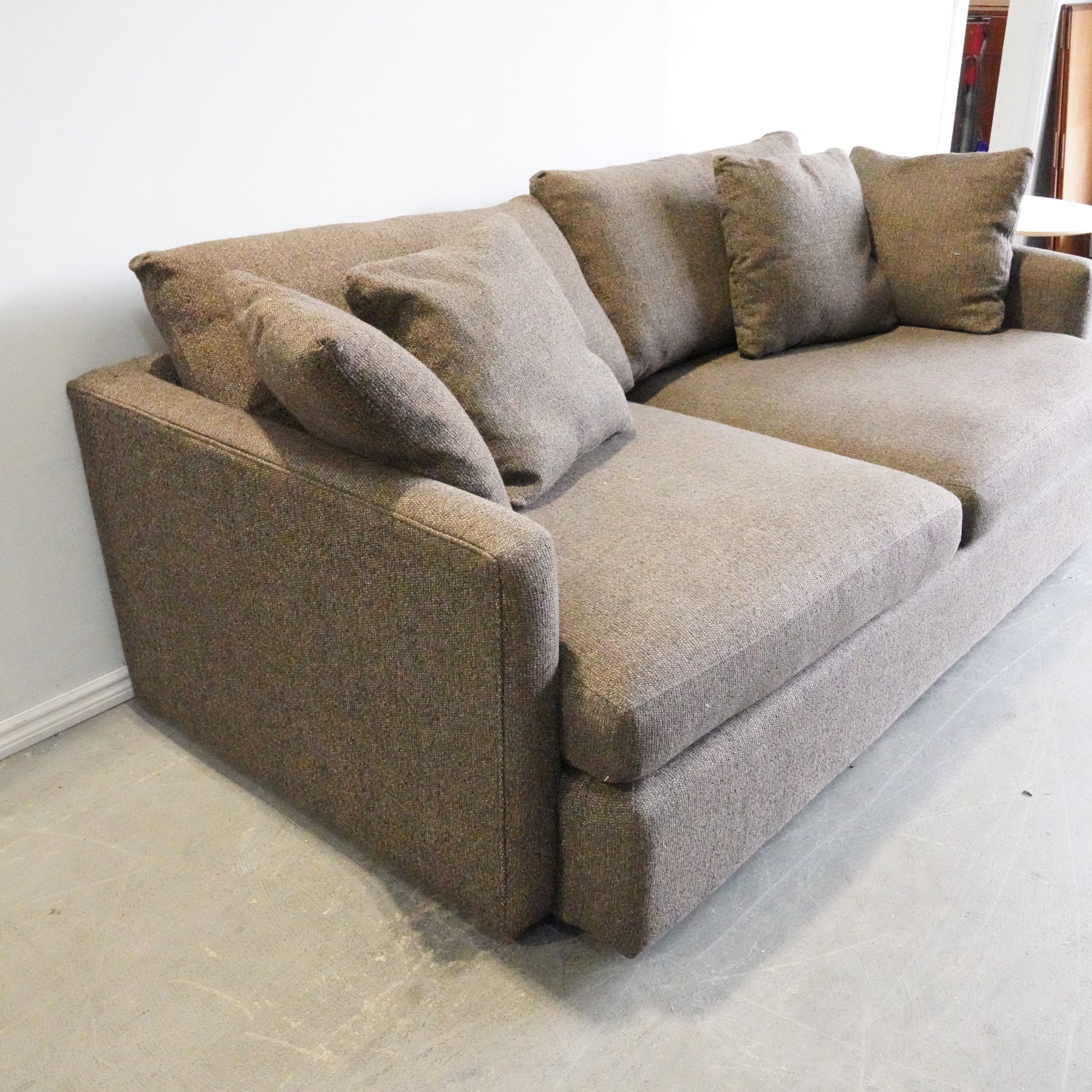 Lounge ii 83 discount sofa