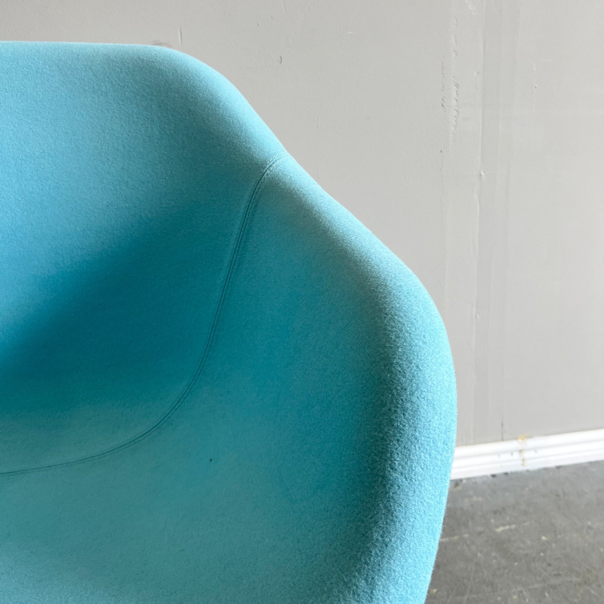 Hay About A Lounge 82 bubble gum blue Armchair - enliven mart