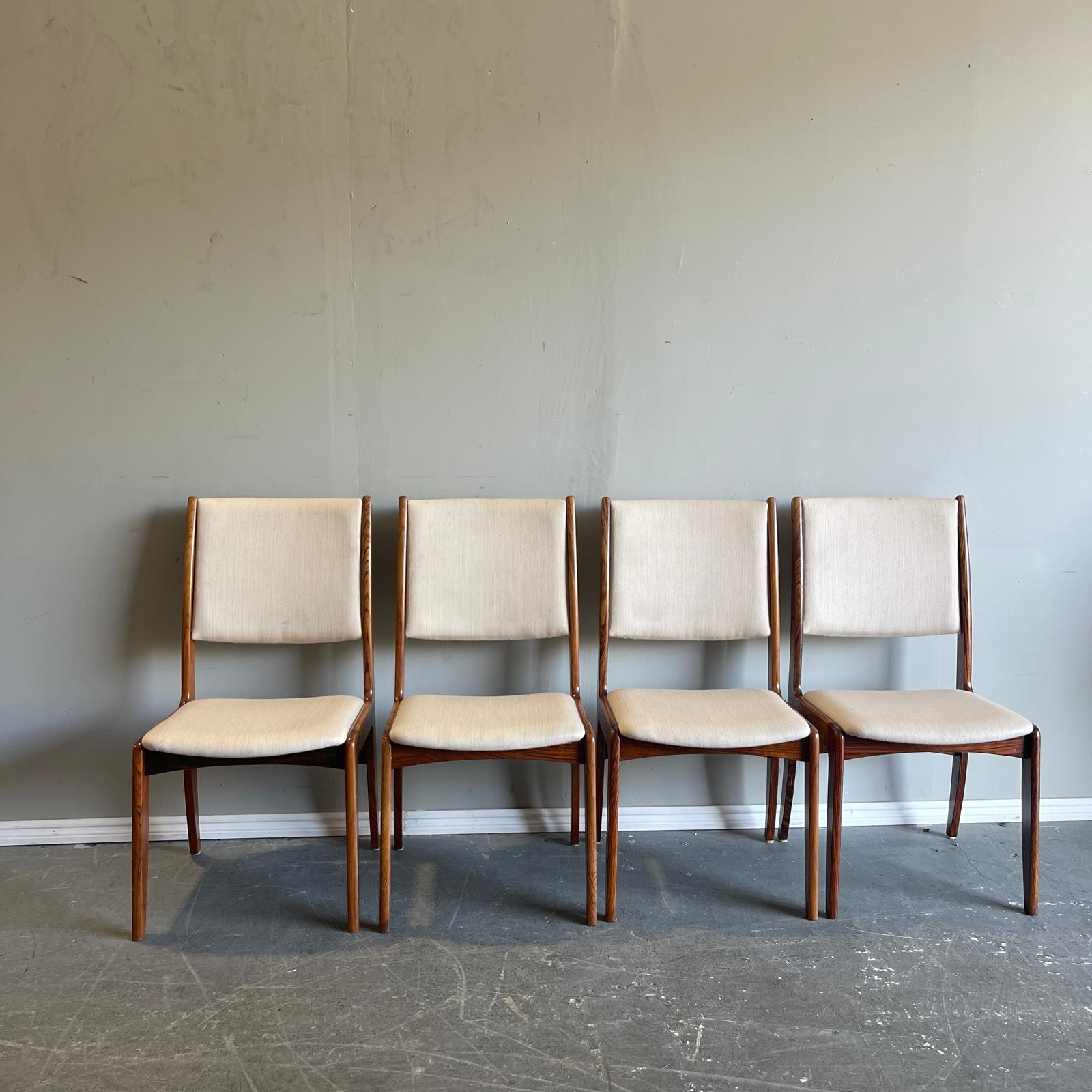 Set of 4 Danish dining chairs in Brazilian Rosewood - 1960s - enliven mart